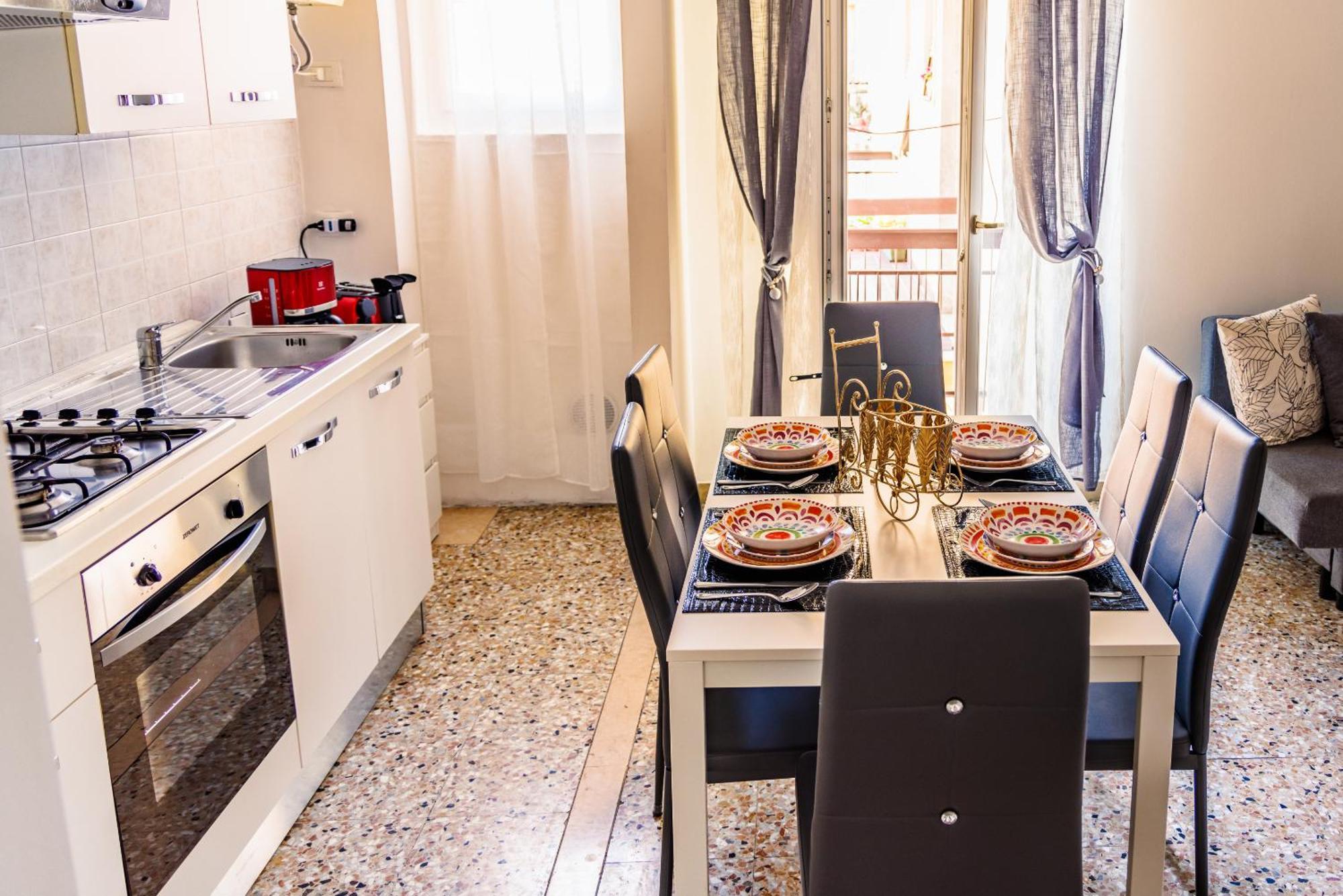 Laura Home - Verona, Verona